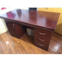 办公桌
